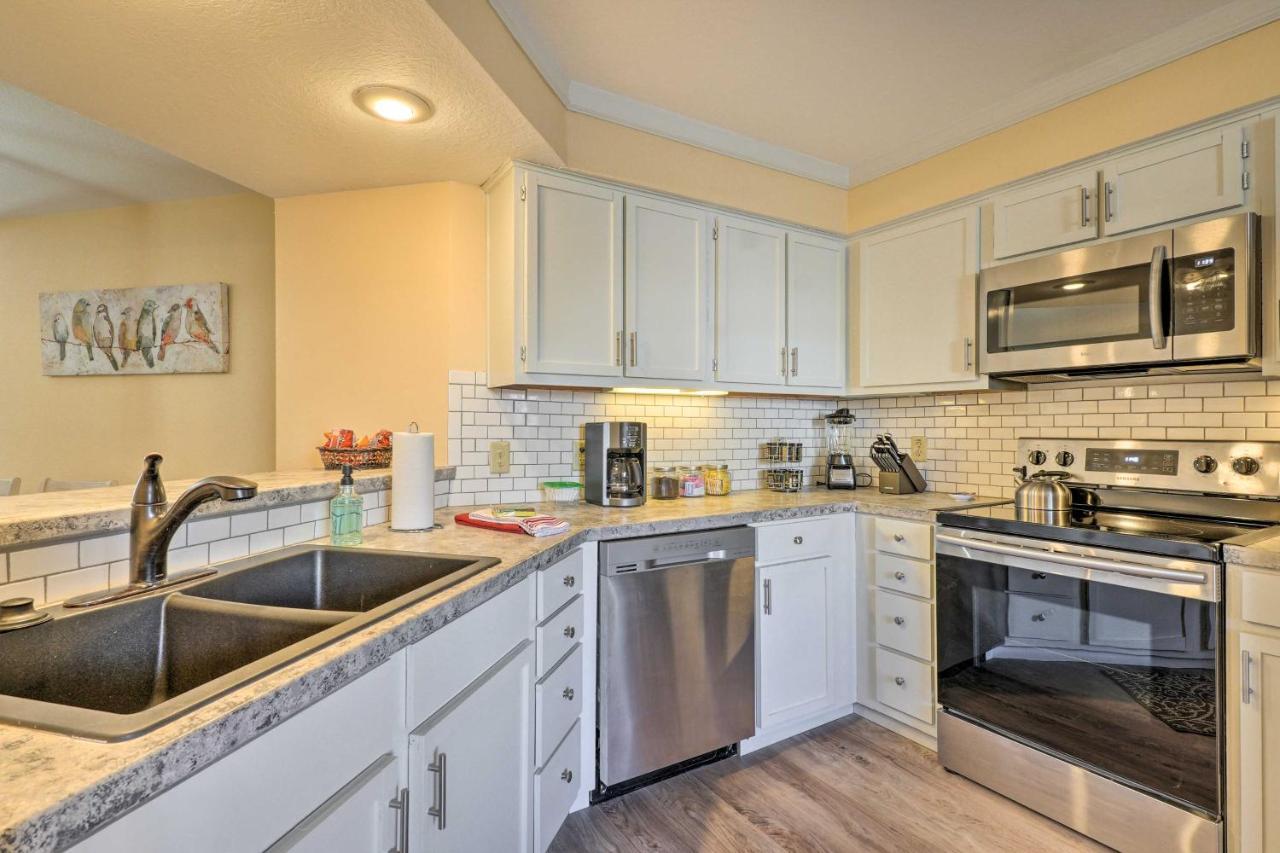 Walk-In Condo At Pointe Royal Resort With King Beds! Branson Esterno foto